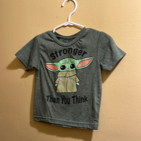 Star wars Yoda Green Graphic T-Shirt - Picture 1 of 2